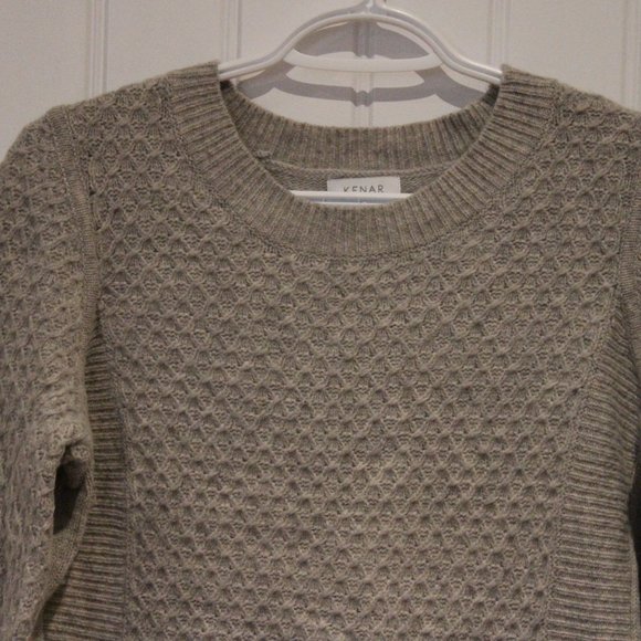 2/$60 🏷 Kenar Light Grey Soft Wool Sweater Size M - Picture 3 of 3